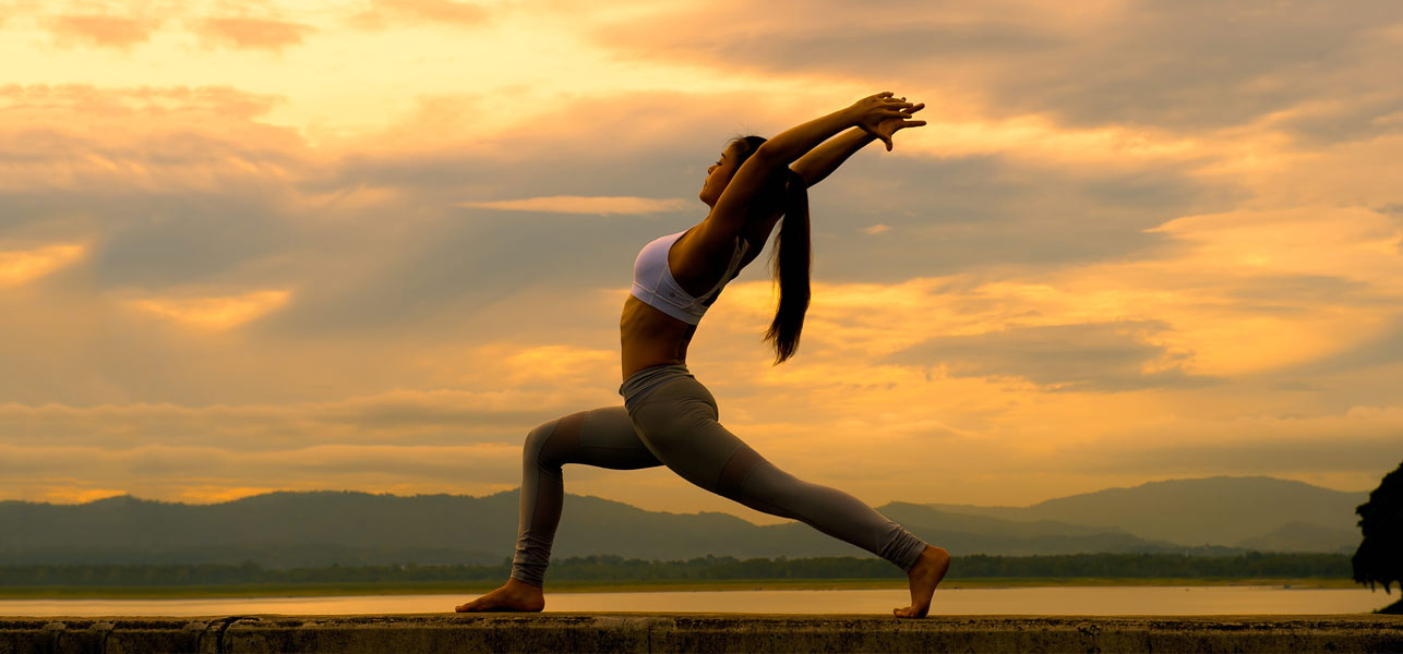 24 Best Yoga Poses To Lose Weight Quickly And Easily